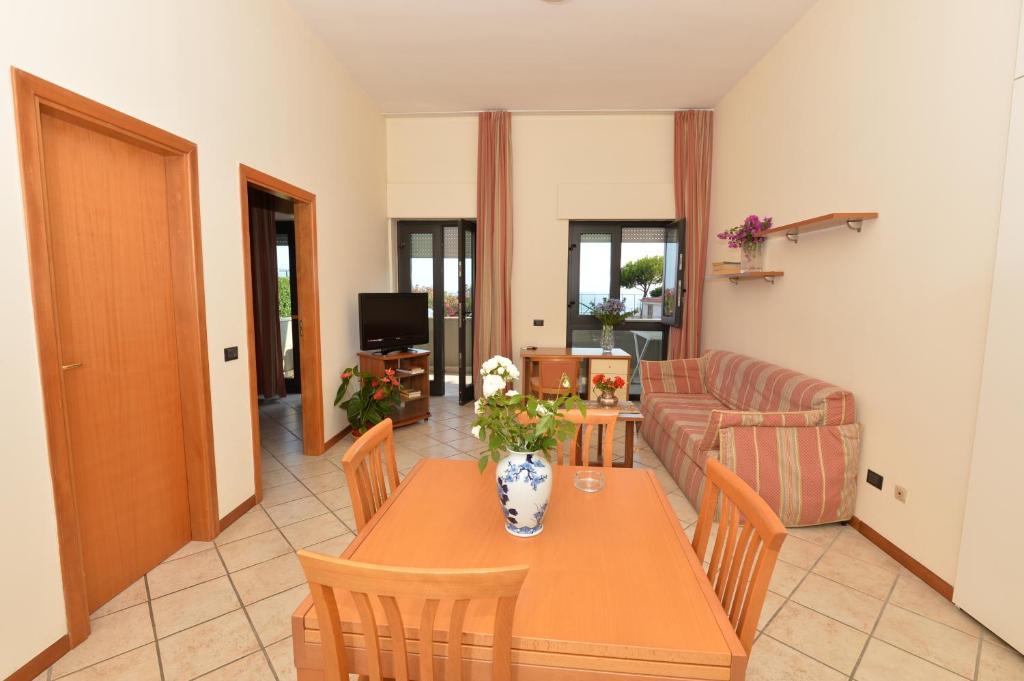 Miramare Appart hôtel Pouzzoles