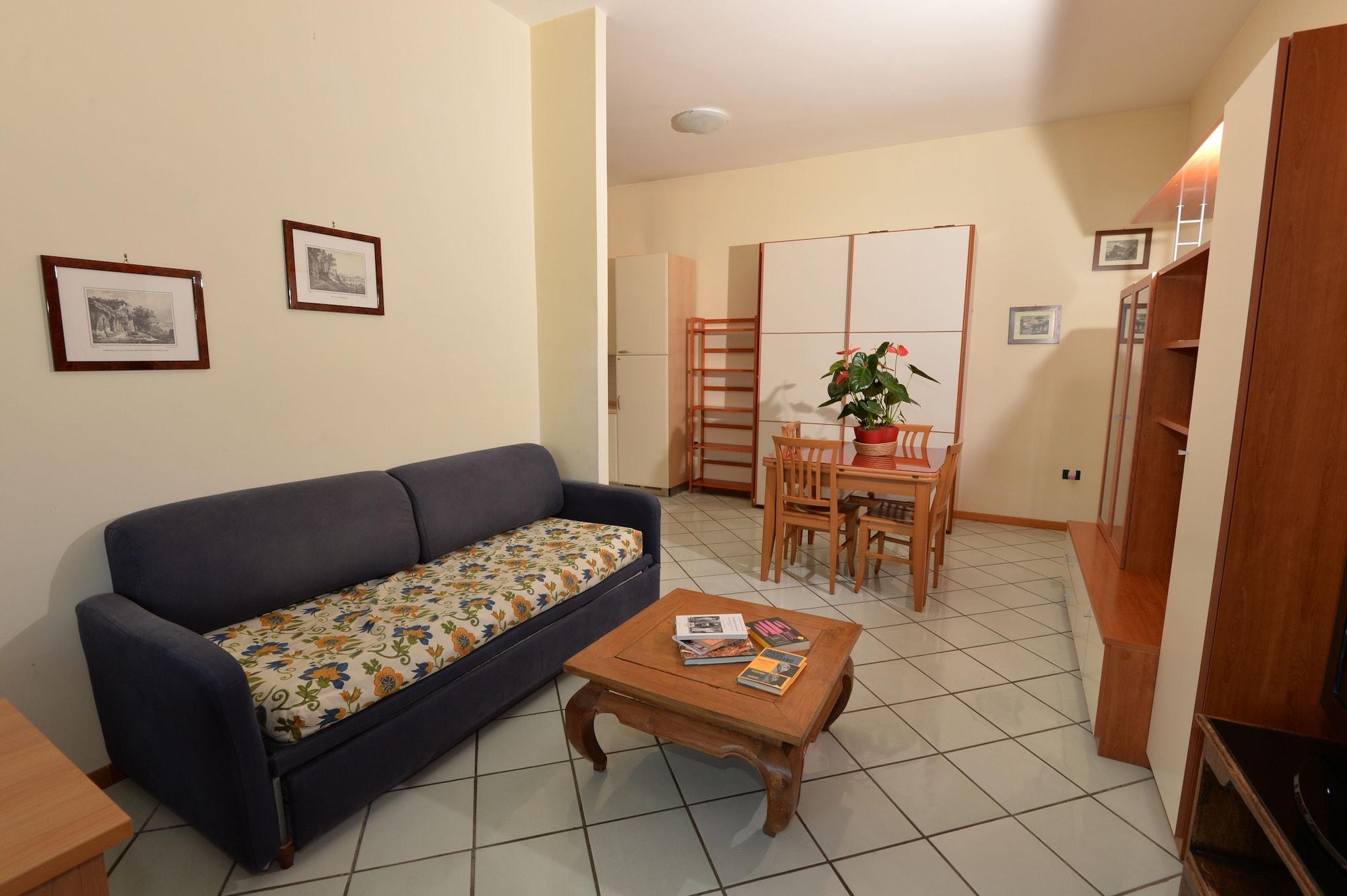 Aparthotel Miramare 3*