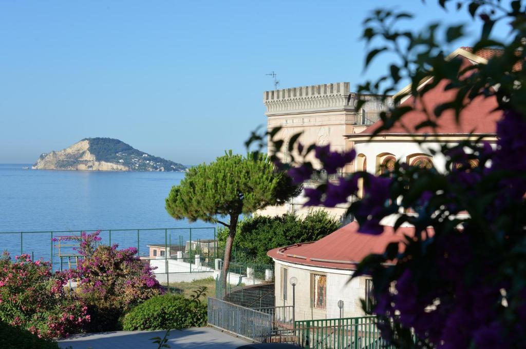 Aparthotel Miramare Pozzuoli