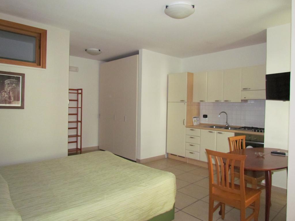 Miramare Aparthotel 3*